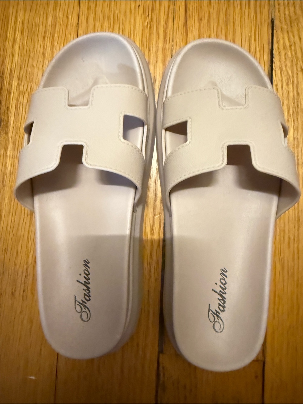 Neutral Slide Sandals - Cream